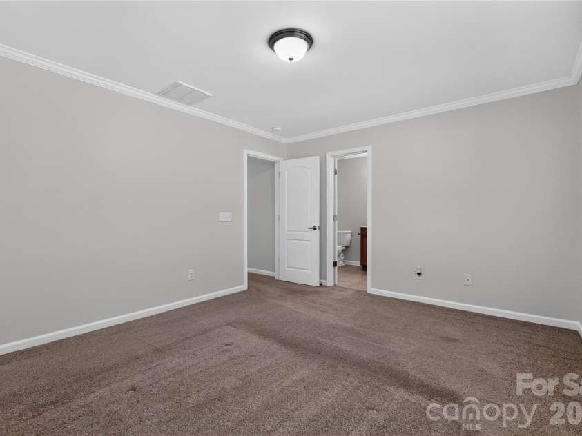 1716 White Willow Avenue, Gastonia, NC 28054.  MLS# CAR4413148, YatesRealty ID 42855. 