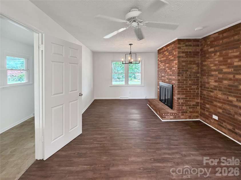 112 Croft Drive, Kings Mountain, NC 28086.  MLS# CAR4412599, YatesRealty ID 42856. 