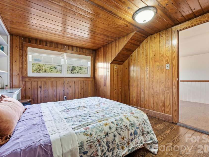 1686 Dutch Cove Road, Canton, NC 28716.  MLS# CAR4404368, YatesRealty ID 42857. 