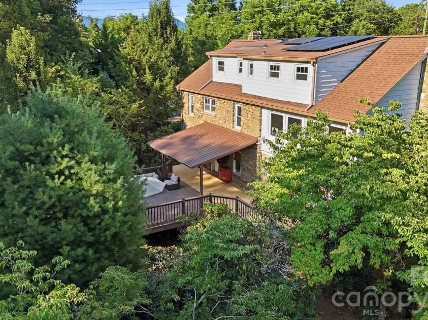 1686 Dutch Cove Road, Canton, NC 28716.  MLS# CAR4404368, YatesRealty ID 42857. 