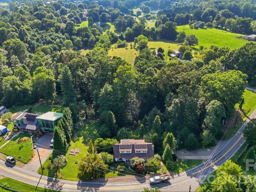 1686 Dutch Cove Road, Canton, NC 28716.  MLS# CAR4404368, YatesRealty ID 42857. 