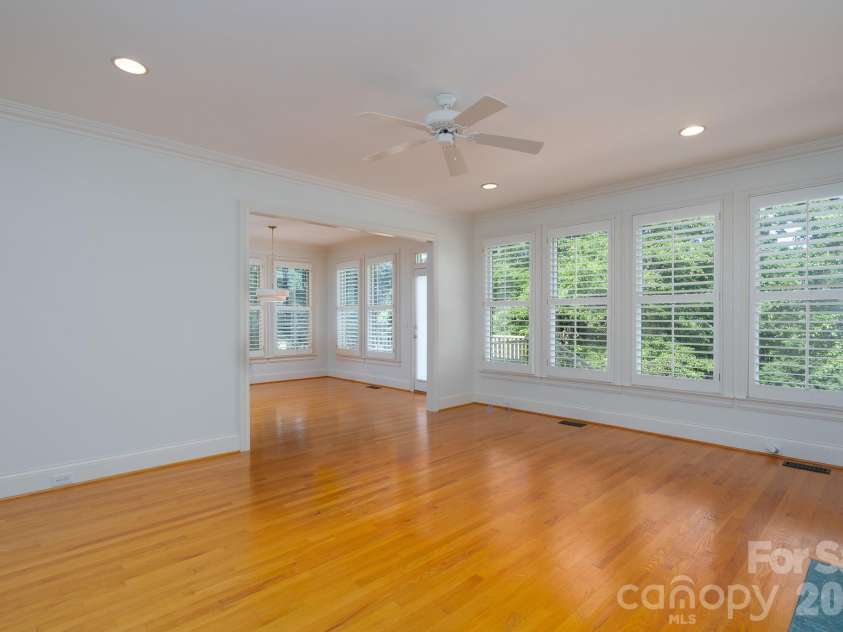 205 Piney Grove Point, New London, NC 28127.  MLS# CAR4409466, YatesRealty ID 42859. Great Room