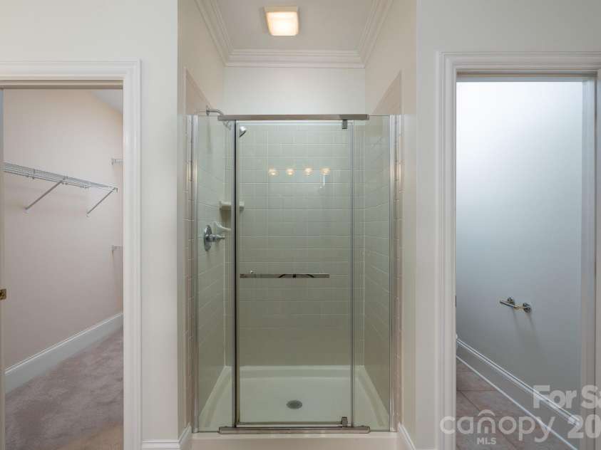 205 Piney Grove Point, New London, NC 28127.  MLS# CAR4409466, YatesRealty ID 42859. Primary Bath