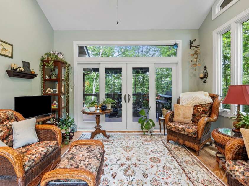 21 Waga Court, Brevard, NC 28712.  MLS# CAR4291498, YatesRealty ID 4286. 