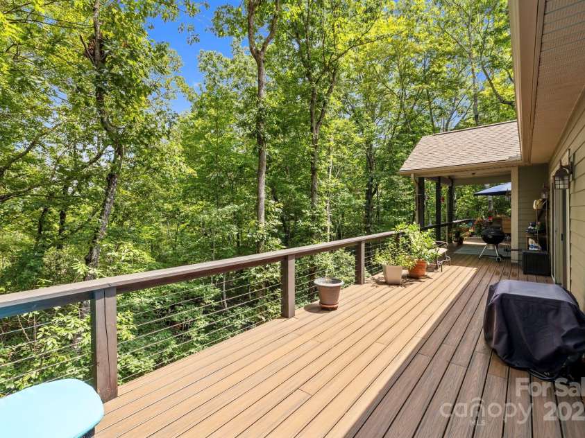 21 Waga Court, Brevard, NC 28712.  MLS# CAR4291498, YatesRealty ID 4286. 