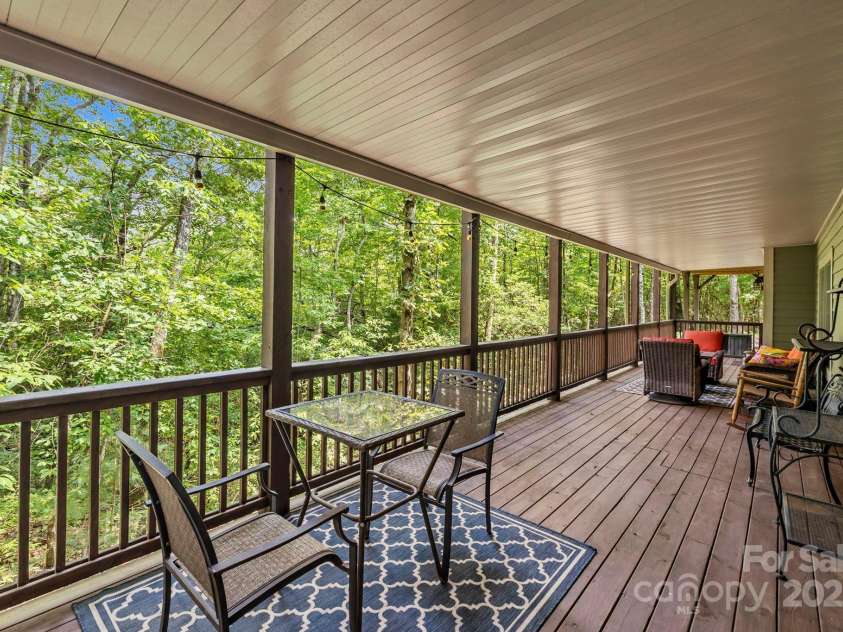 21 Waga Court, Brevard, NC 28712.  MLS# CAR4291498, YatesRealty ID 4286. 