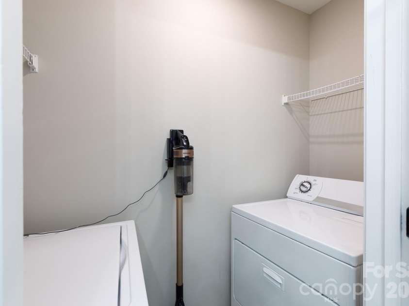 7383 Sun Dance Drive, Fort Mill, SC 29707.  MLS# CAR4345196, YatesRealty ID 4286. 