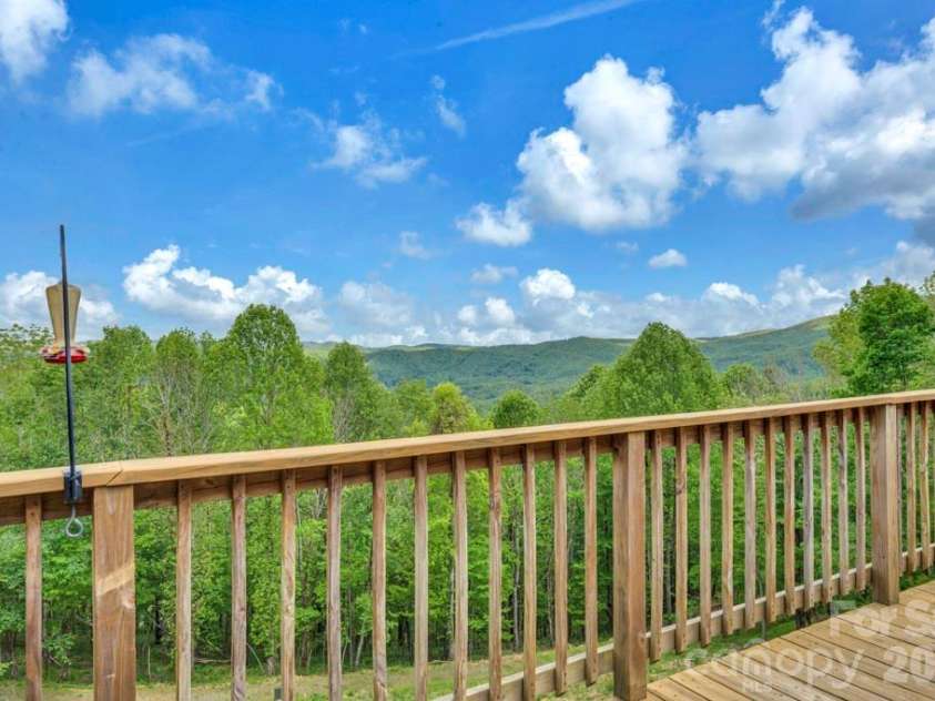 784 Alpine Drive, Seven Devils, NC 28604.  MLS# CAR4409563, YatesRealty ID 42862. 