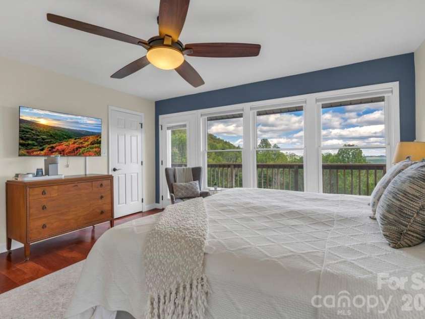 784 Alpine Drive, Seven Devils, NC 28604.  MLS# CAR4409563, YatesRealty ID 42862. 