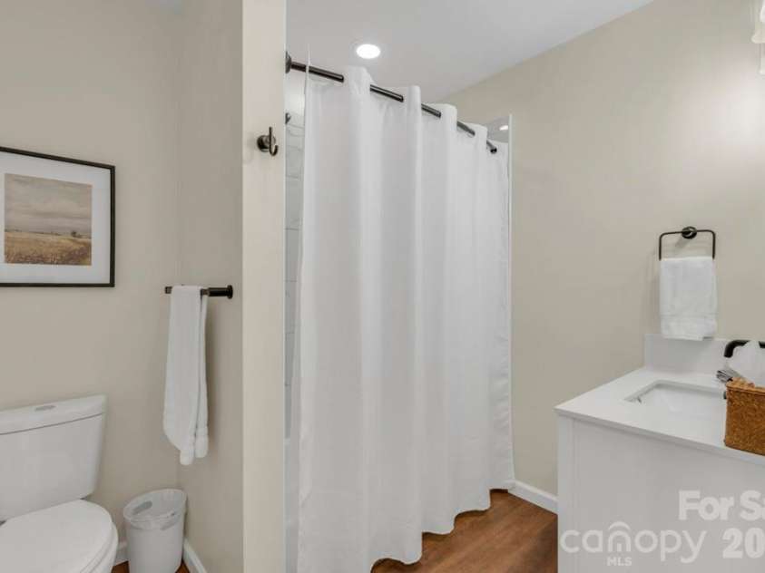 784 Alpine Drive, Seven Devils, NC 28604.  MLS# CAR4409563, YatesRealty ID 42862. 