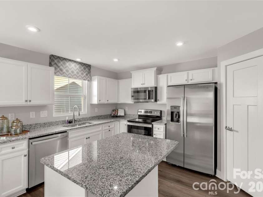 139 Commerce Boulevard, Lancaster, SC 29720.  MLS# CAR4405251, YatesRealty ID 42867. 