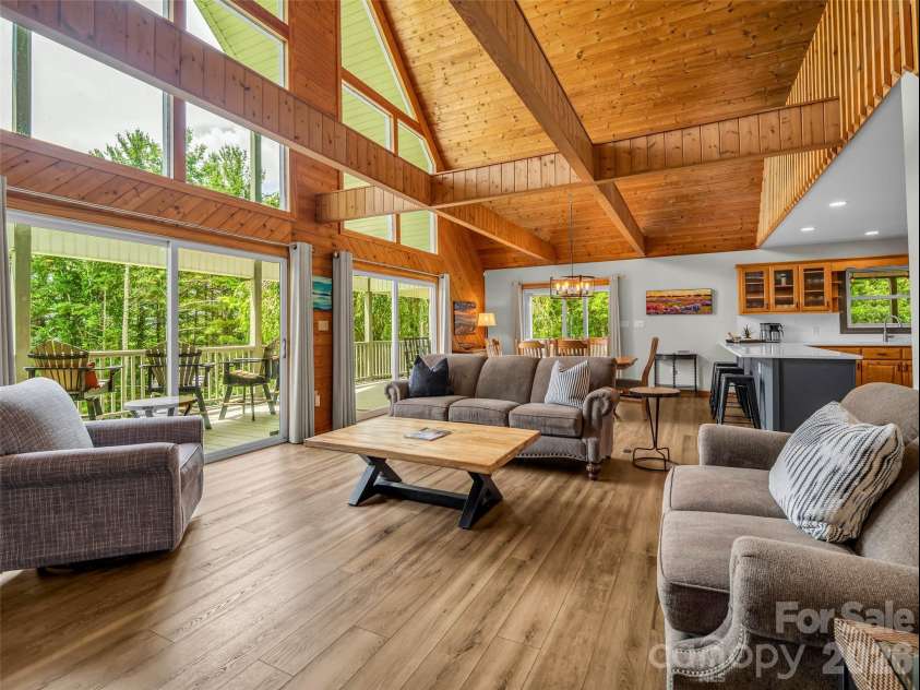 450 Windom Cove, Burnsville, NC 28714.  MLS# CAR4409160, YatesRealty ID 42870. 