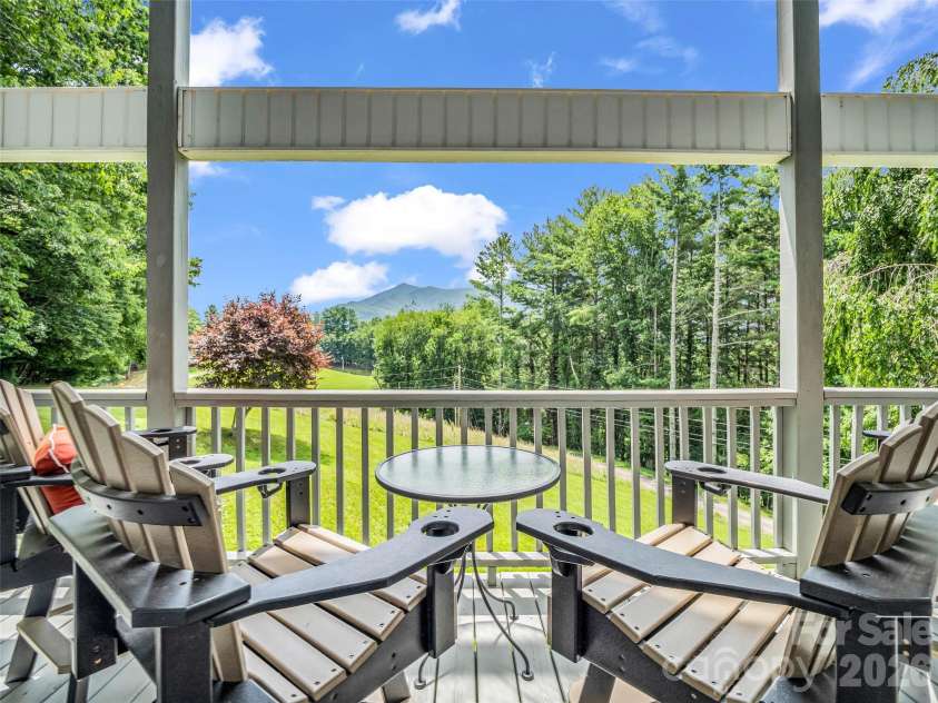 450 Windom Cove, Burnsville, NC 28714.  MLS# CAR4409160, YatesRealty ID 42870. 