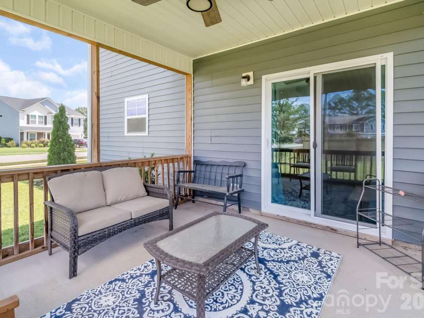 45 Ridge Circle Drive, Camden, SC 29020.  MLS# CAR4405469, YatesRealty ID 42871. 