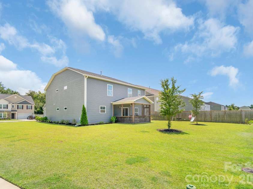 45 Ridge Circle Drive, Camden, SC 29020.  MLS# CAR4405469, YatesRealty ID 42871. 