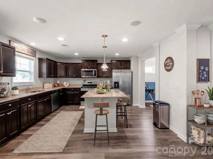 45 Ridge Circle Drive, Camden, SC 29020.  MLS# CAR4405469, YatesRealty ID 42871. 