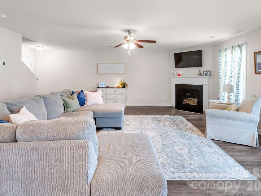 45 Ridge Circle Drive, Camden, SC 29020.  MLS# CAR4405469, YatesRealty ID 42871. 