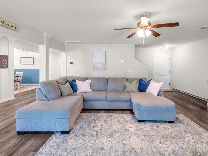 45 Ridge Circle Drive, Camden, SC 29020.  MLS# CAR4405469, YatesRealty ID 42871. 