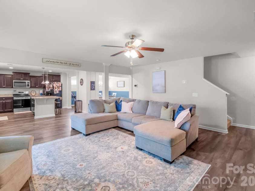45 Ridge Circle Drive, Camden, SC 29020.  MLS# CAR4405469, YatesRealty ID 42871. 
