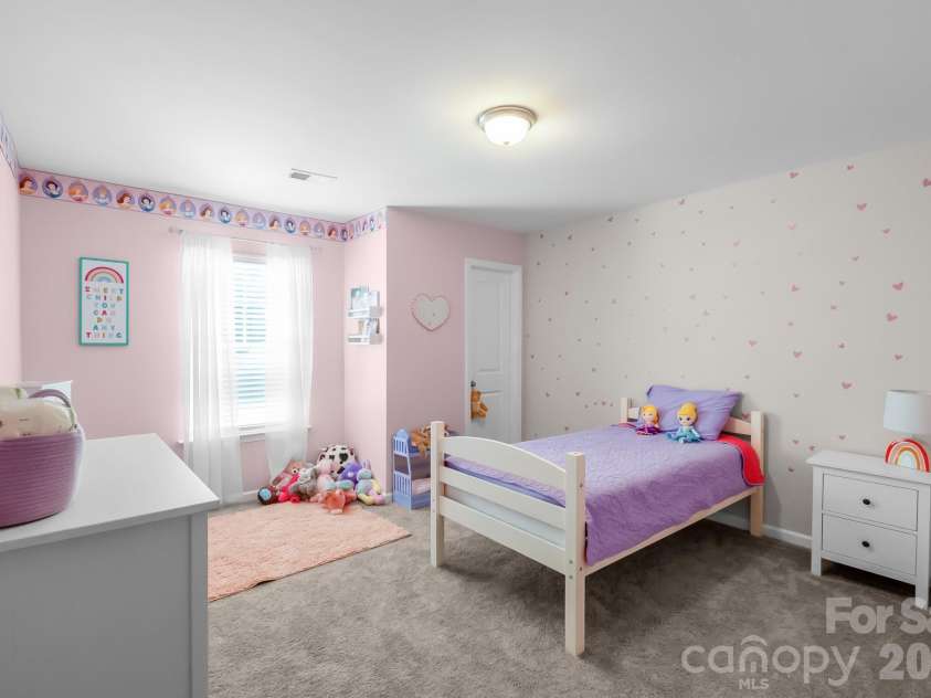 45 Ridge Circle Drive, Camden, SC 29020.  MLS# CAR4405469, YatesRealty ID 42871. 