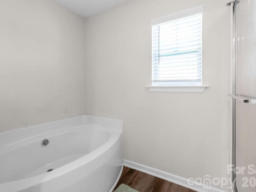 45 Ridge Circle Drive, Camden, SC 29020.  MLS# CAR4405469, YatesRealty ID 42871. 