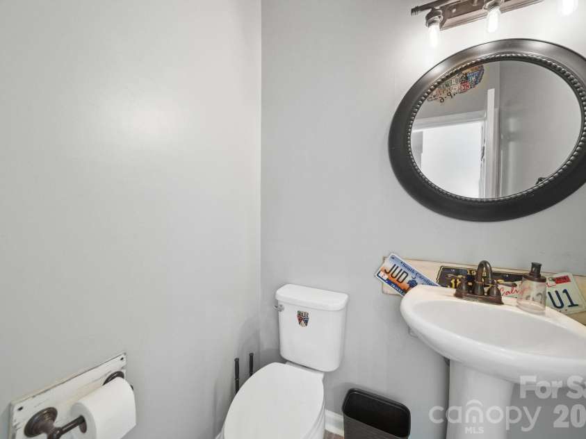 9136 Whittel Place, Charlotte, NC 28216.  MLS# CAR4402060, YatesRealty ID 42872. Powder room.