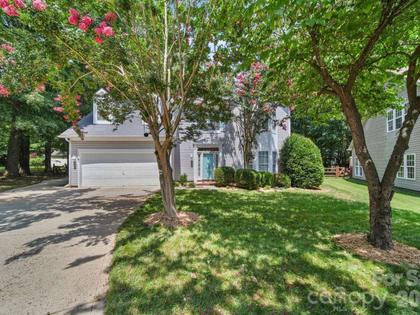 9136 Whittel Place, Charlotte, NC 28216.  MLS# CAR4402060, YatesRealty ID 42872. View from the road.