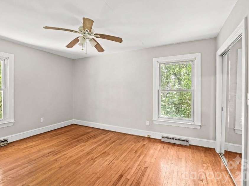 717 Wren Road, Gastonia, NC 28056.  MLS# CAR4411384, YatesRealty ID 42874. 