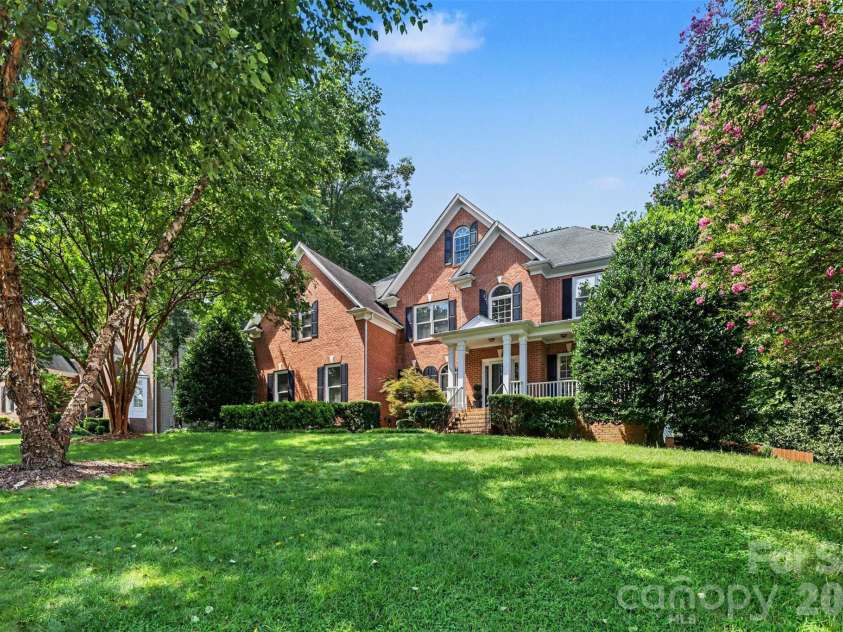 1208 High Brook Drive, Waxhaw, NC 28173.  MLS# CAR4409152, YatesRealty ID 42875. 
