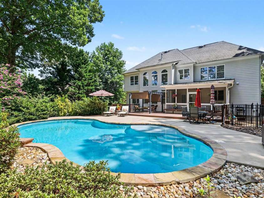 1208 High Brook Drive, Waxhaw, NC 28173.  MLS# CAR4409152, YatesRealty ID 42875. 