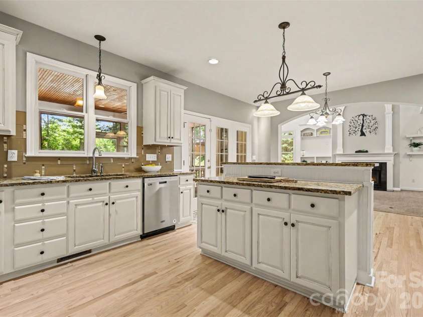 1208 High Brook Drive, Waxhaw, NC 28173.  MLS# CAR4409152, YatesRealty ID 42875. 