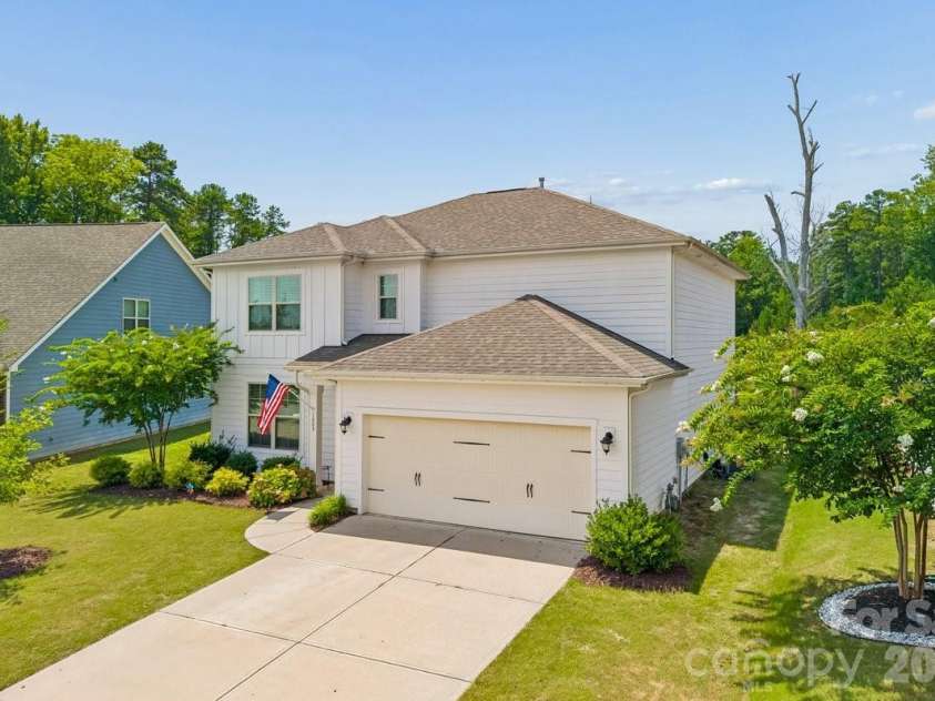 1809 Shelbourne Way, Fort Mill, SC 29707.  MLS# CAR4409296, YatesRealty ID 42876. 