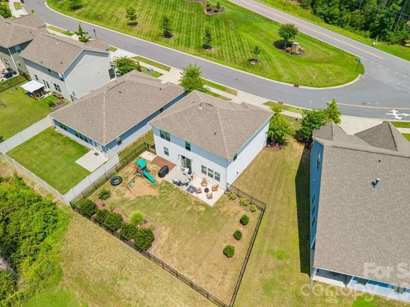 1809 Shelbourne Way, Fort Mill, SC 29707.  MLS# CAR4409296, YatesRealty ID 42876. 