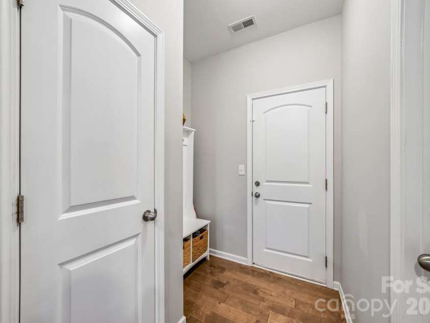 1809 Shelbourne Way, Fort Mill, SC 29707.  MLS# CAR4409296, YatesRealty ID 42876. 