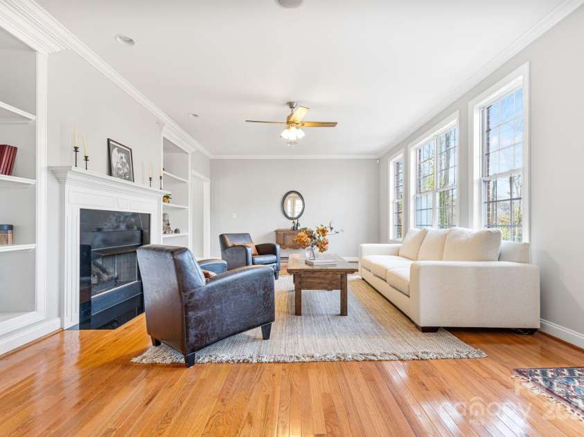 15613 Glen Miro Drive, Huntersville, NC 28078.  MLS# CAR4217939, YatesRealty ID 4288. 