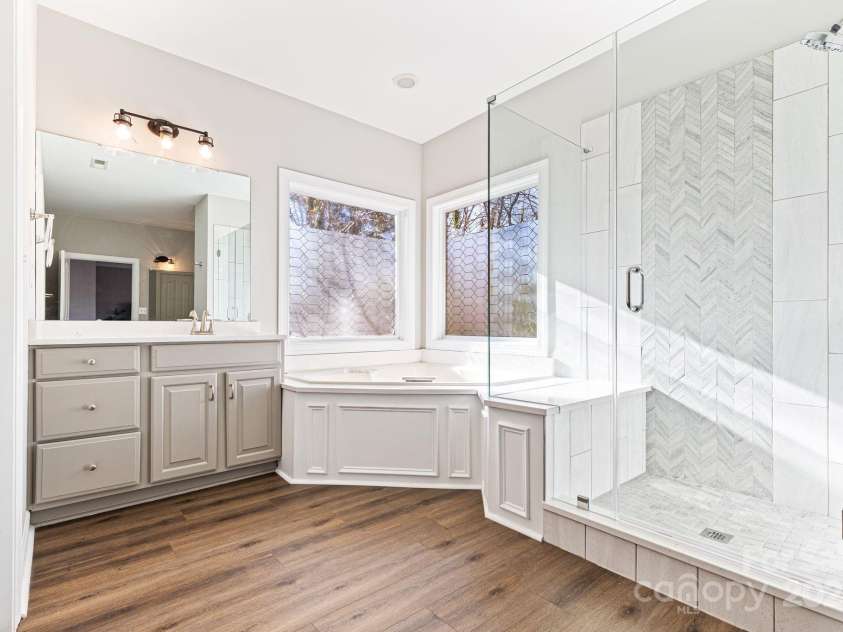 15613 Glen Miro Drive, Huntersville, NC 28078.  MLS# CAR4217939, YatesRealty ID 4288. 
