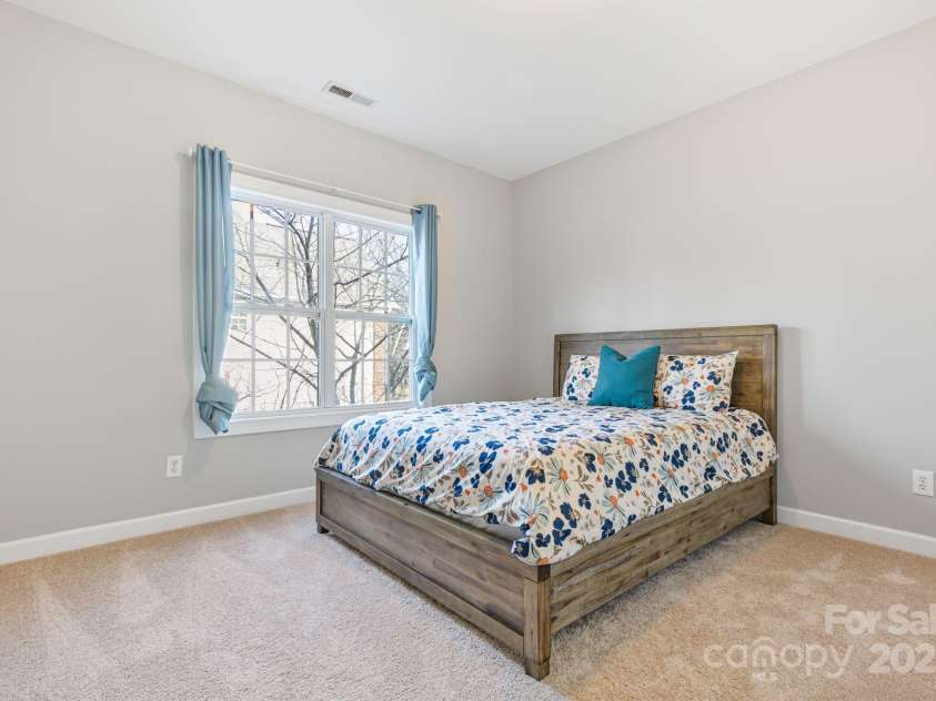 15613 Glen Miro Drive, Huntersville, NC 28078.  MLS# CAR4217939, YatesRealty ID 4288. 