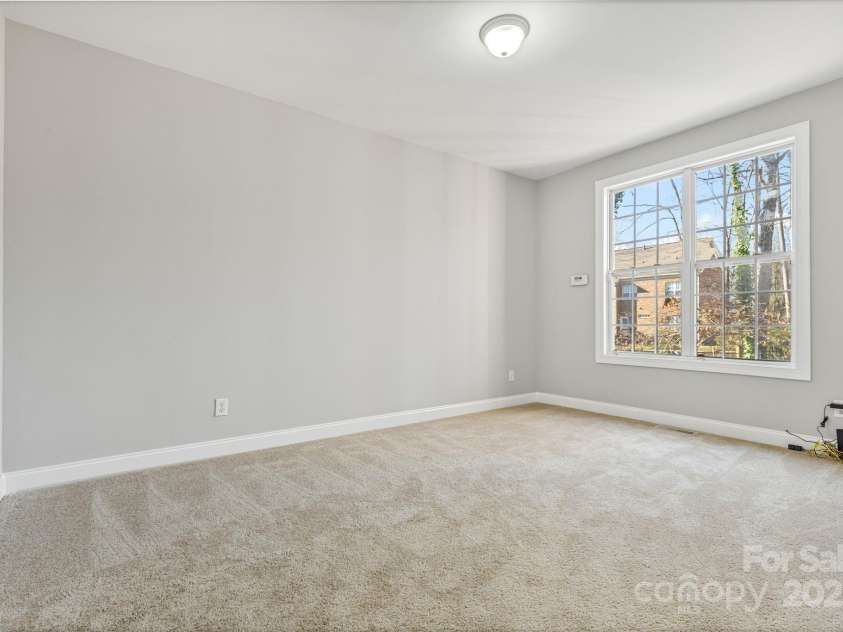 15613 Glen Miro Drive, Huntersville, NC 28078.  MLS# CAR4217939, YatesRealty ID 4288. Main level office
