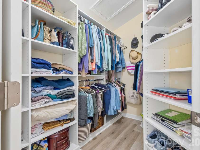 7844 Village Harbor Drive, Cornelius, NC 28031.  MLS# CAR4356496, YatesRealty ID 4288. Custom walk in closet