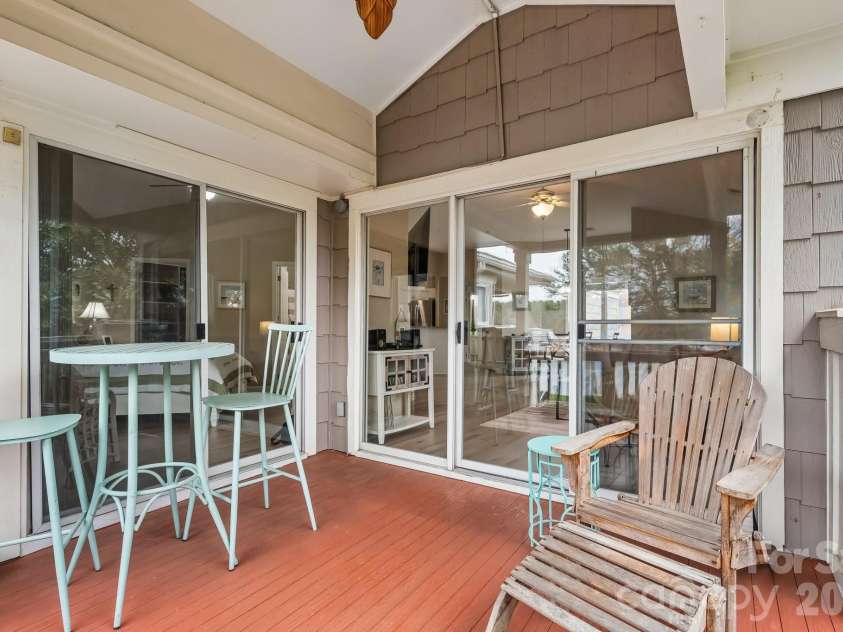 7844 Village Harbor Drive, Cornelius, NC 28031.  MLS# CAR4356496, YatesRealty ID 4288. Deck access from primary bedroom and living room