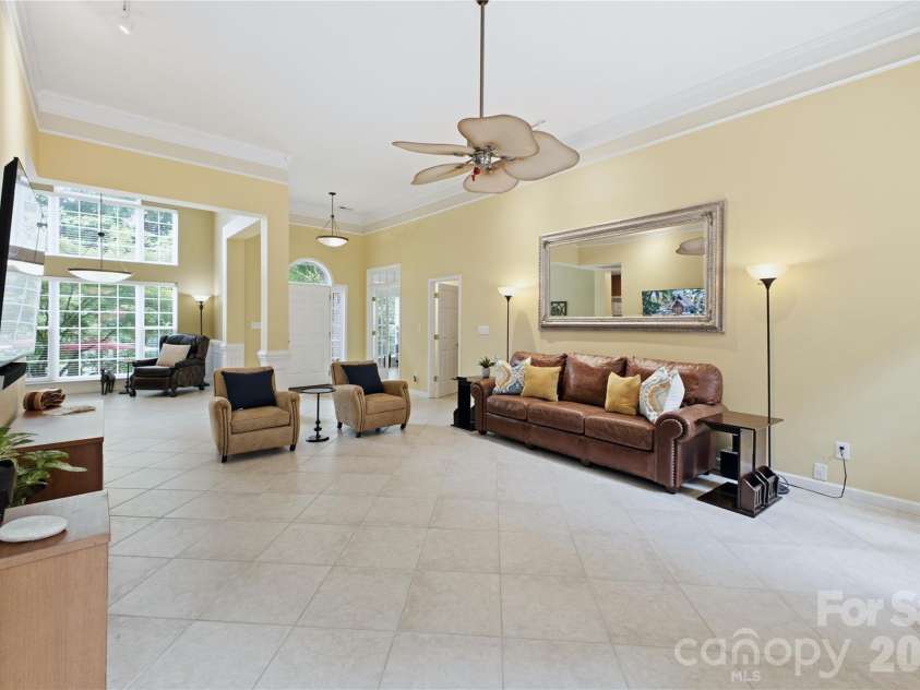 136 Edge Hill Drive, Fort Mill, SC 29715.  MLS# CAR4408819, YatesRealty ID 42883. 