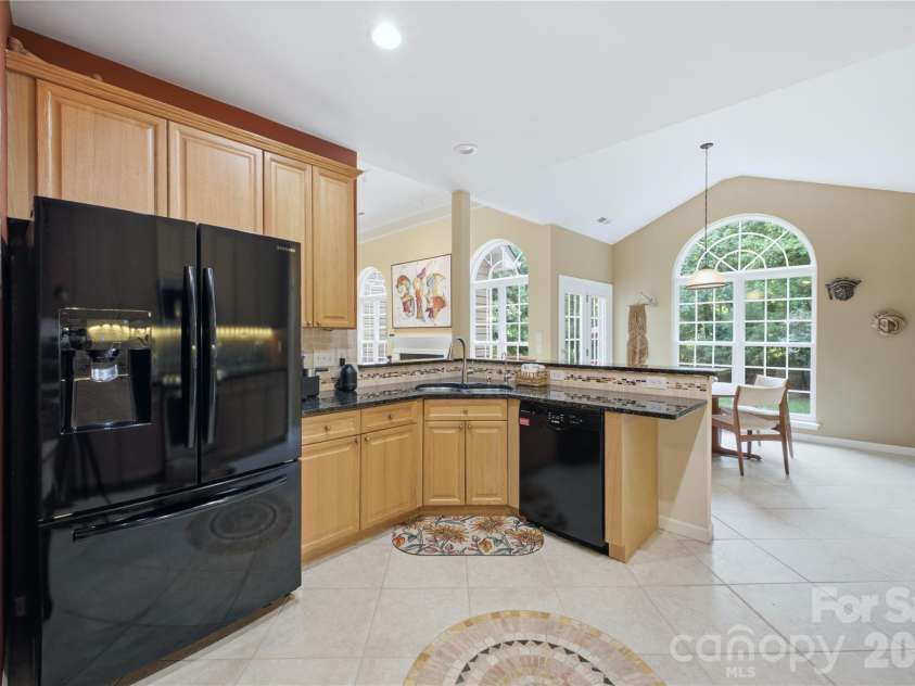 136 Edge Hill Drive, Fort Mill, SC 29715.  MLS# CAR4408819, YatesRealty ID 42883. 