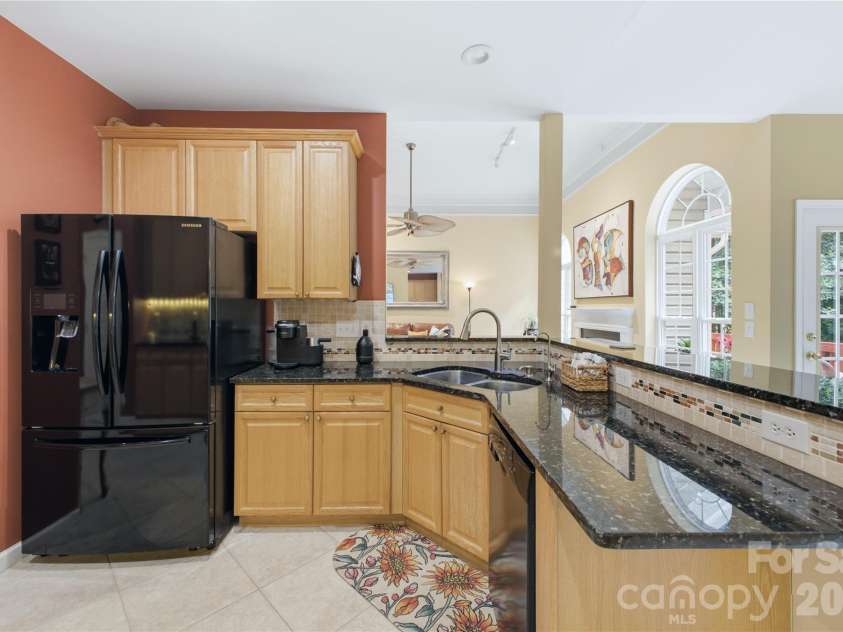 136 Edge Hill Drive, Fort Mill, SC 29715.  MLS# CAR4408819, YatesRealty ID 42883. 