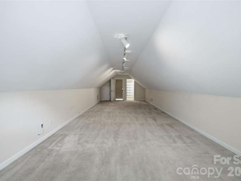 136 Edge Hill Drive, Fort Mill, SC 29715.  MLS# CAR4408819, YatesRealty ID 42883. 