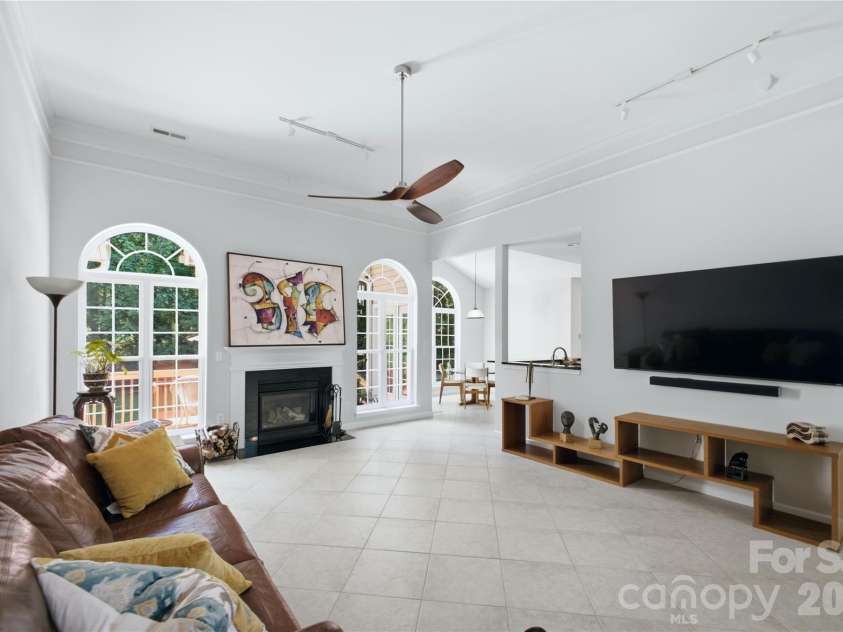 136 Edge Hill Drive, Fort Mill, SC 29715.  MLS# CAR4408819, YatesRealty ID 42883. 