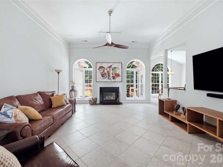 136 Edge Hill Drive, Fort Mill, SC 29715.  MLS# CAR4408819, YatesRealty ID 42883. 
