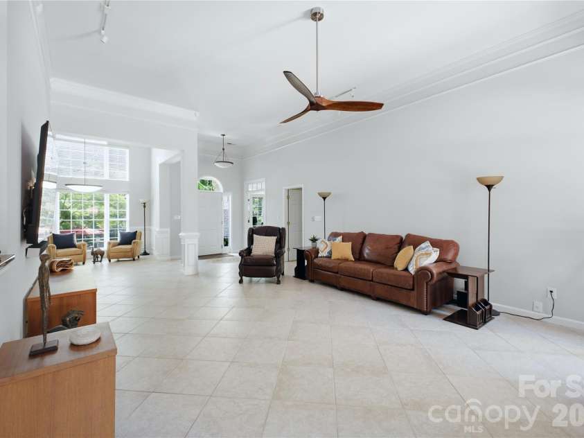 136 Edge Hill Drive, Fort Mill, SC 29715.  MLS# CAR4408819, YatesRealty ID 42883. 