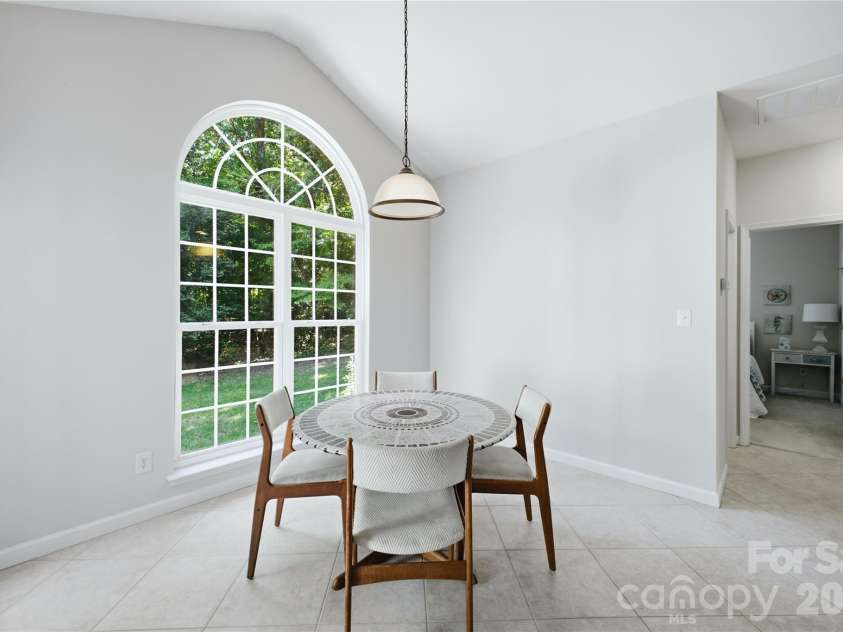 136 Edge Hill Drive, Fort Mill, SC 29715.  MLS# CAR4408819, YatesRealty ID 42883. 