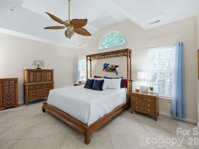 136 Edge Hill Drive, Fort Mill, SC 29715.  MLS# CAR4408819, YatesRealty ID 42883. 