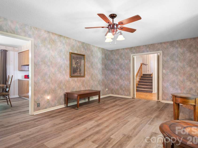 1009 Springs Road, Lincolnton, NC 28092.  MLS# CAR4411194, YatesRealty ID 42887. 